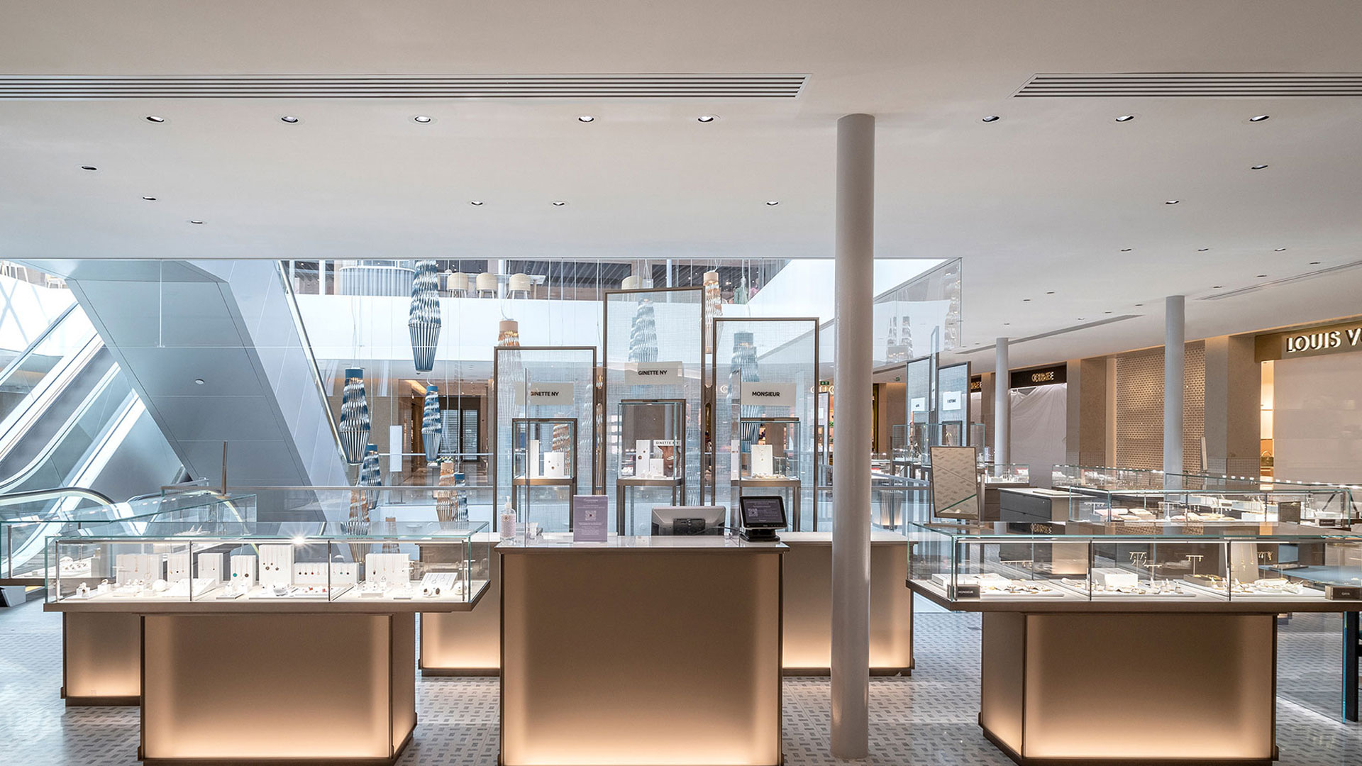 نورپردازی طلافروشی