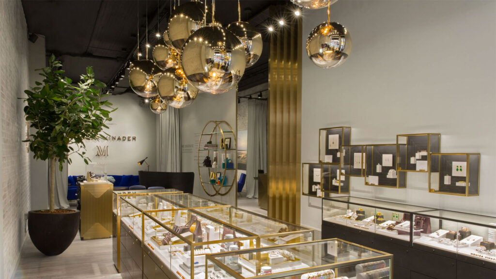 نمای داخلی طلافروشی