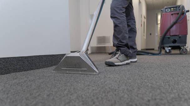 شستن موکت تایل یا جاروبرقی صنعتی